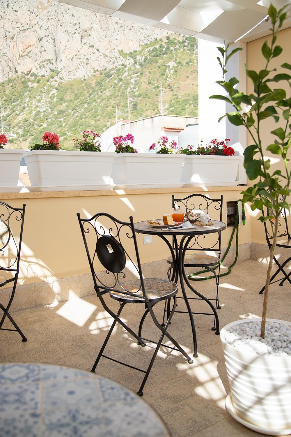 Bed and breakfast Le Tre Ninfe Cinisi Extérieur photo